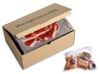 Geschnittener Vorderschinken, mit Knochen